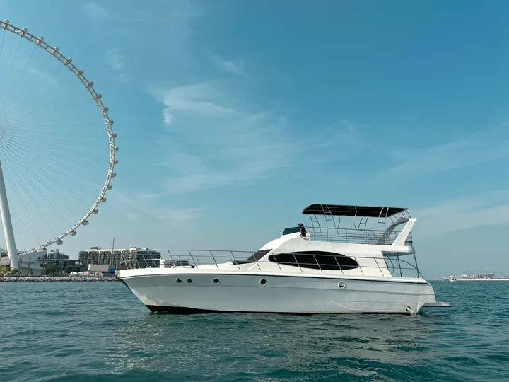 Dubai Marine 60 • Dubai Marine