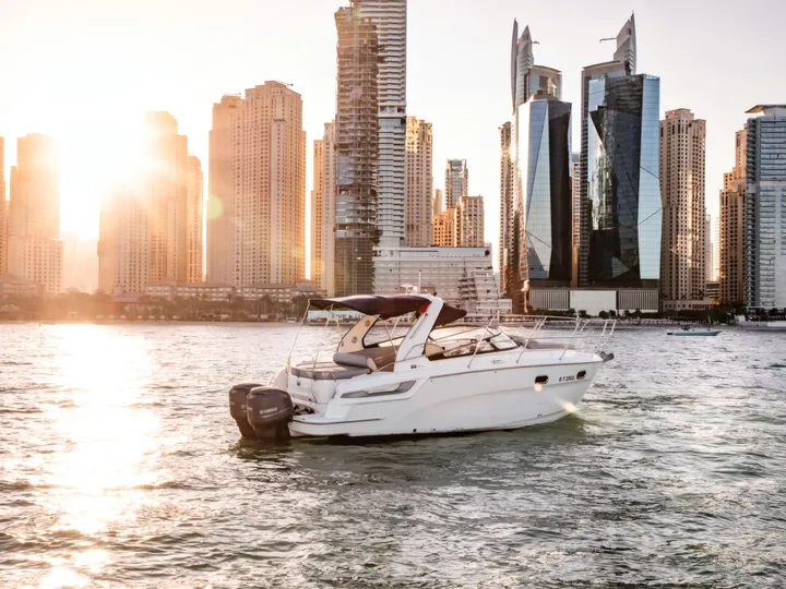 BMW Nora 33ft • Bavaria BMW