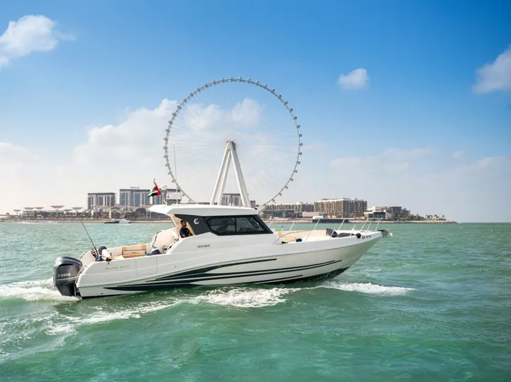 Storm • Stylish Cruise Boat