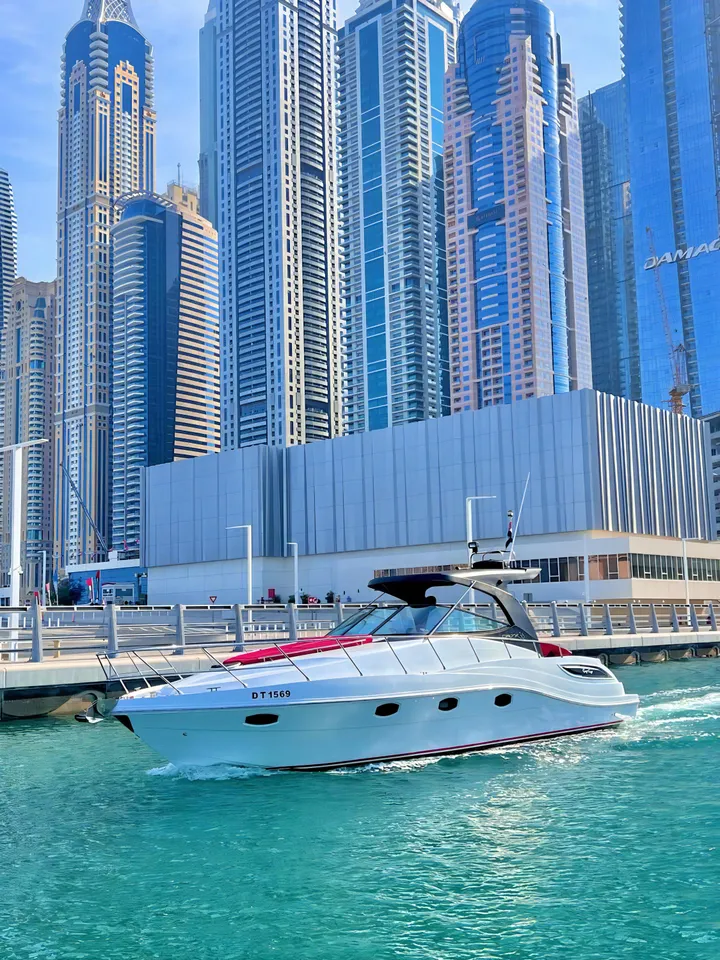 Elite 5 Oryx 36ft Sports Yacht — photo 4